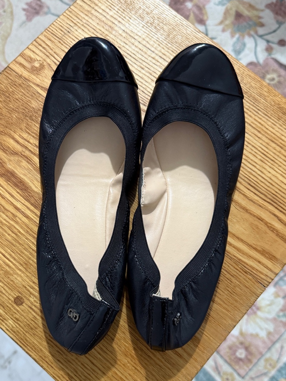 Cole Haan Ballet Flats Womens 10 Black Leather Patent Cap Toe Slip On Shoes